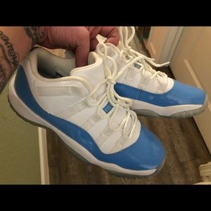 Air Jordan 11 Retro Low UNC